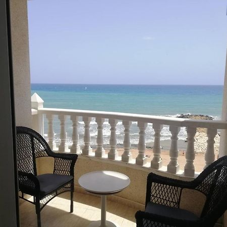 Апартаменты Flamingo, Beach, Sea View, Pool, Wi Fi Торевьиа Экстерьер фото