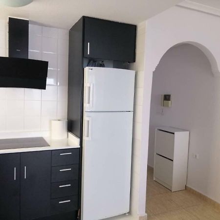 Апартаменты Flamingo, Beach, Sea View, Pool, Wi Fi Торевьиа Экстерьер фото