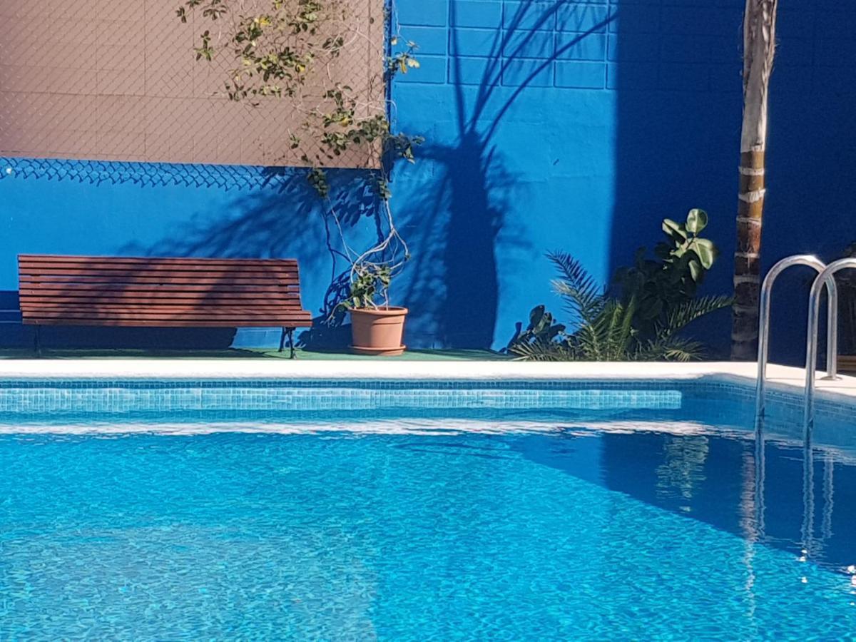 Апартаменты Flamingo, Beach, Sea View, Pool, Wi Fi Торевьиа Экстерьер фото